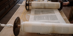 إشارات الكتاب المقدس إلى النبي محمد ﷺ