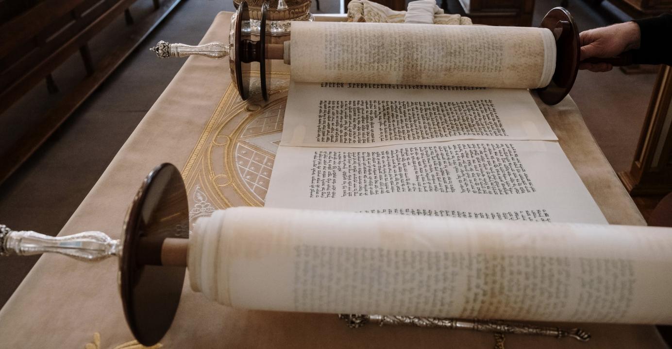 إشارات الكتاب المقدس إلى النبي محمد