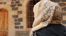 الحجاب في الكتاب المقدس والقرآن