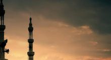 كيفية الصلاة في المسيحية والإسلام