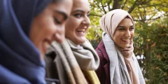 النساء ناقصات عقل ودين