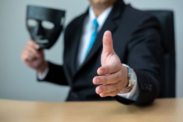 علامات الرياء في العبادة والسلوك
