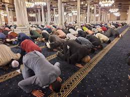 كم عدد ركعات صلاة التراويح