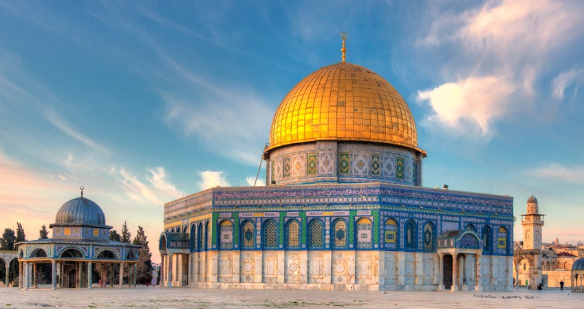 من بنى المسجد الأقصى