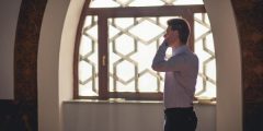 كم عدد التكبيرات في الأذان