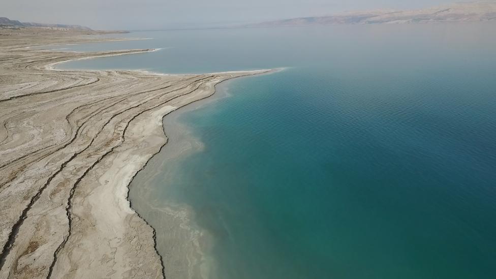 أخفض منطقة على سطح الأرض
