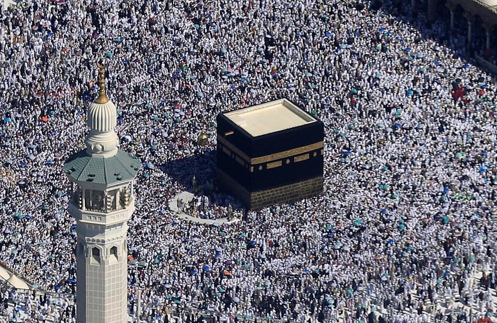 تنوع العبادات في مكة المكرمة